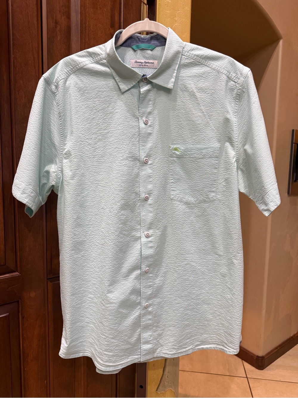 Tommy Bahama Nova Wave Short Sleeve Button-Down Shirt Large